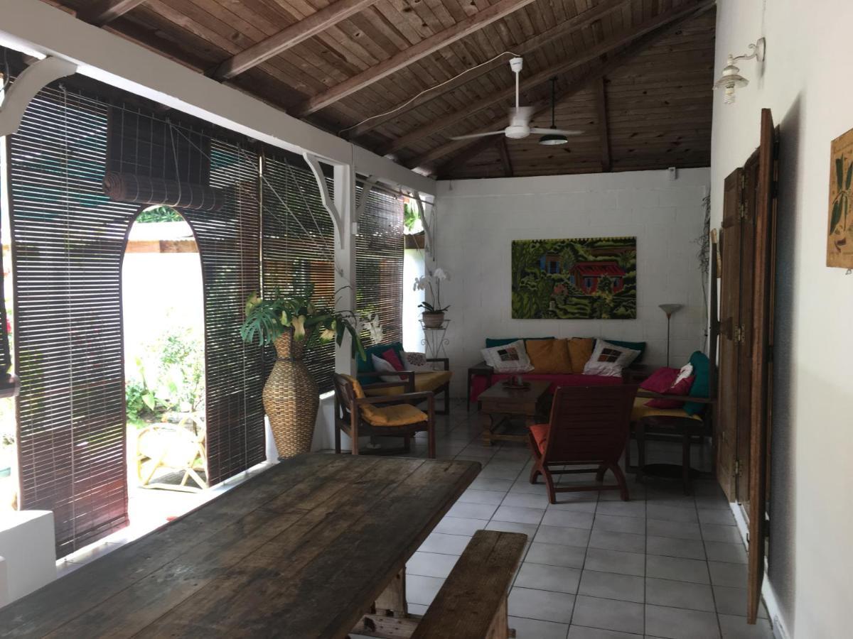Le Medinilla Bed & Breakfast Bras-Panon ภายนอก รูปภาพ
